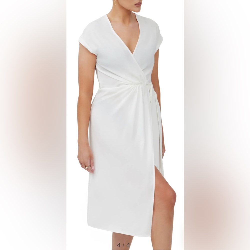 4TH & RECKLESS White Midi Wrap Dress Size Medium (8-10) NWT